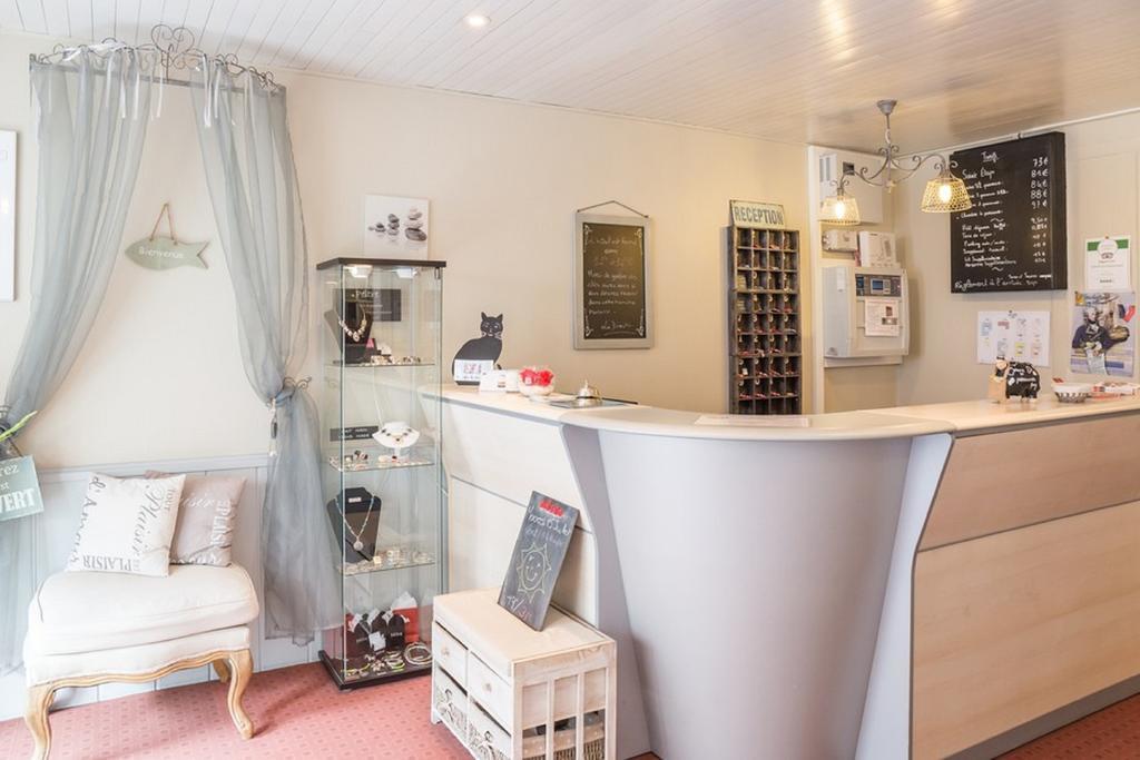Hotel Caravelle Contact Hotel Rochefort  Bagian luar foto