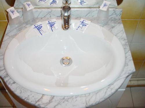 Hotel Caravelle Contact Hotel Rochefort  Bagian luar foto