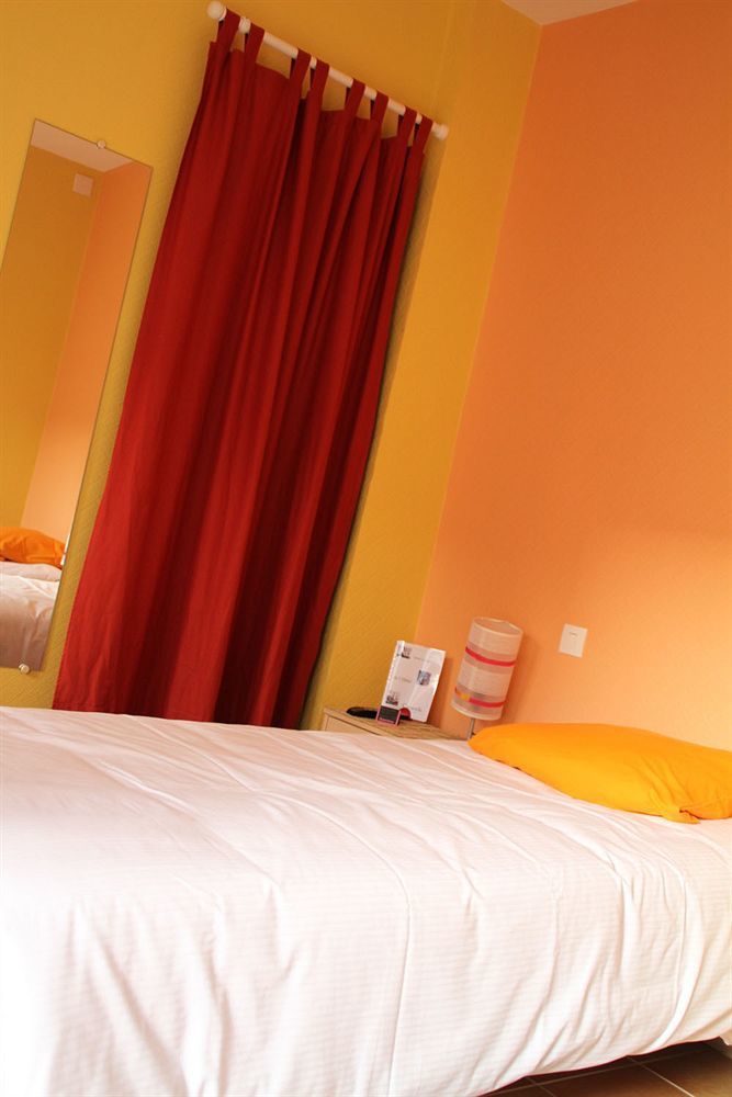 Hotel Caravelle Contact Hotel Rochefort  Bagian luar foto
